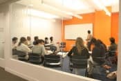 Английский язык в США в школе EC Калифорния, Сан-Диего курсы для взрослых от 16 лет фото
