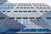 Geneva Business School фото