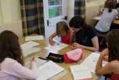 Осенние, зимние, весенние и летние каникулы в Великобритании в школе OISE Ньюбери с изучением английского языка  для детей 13-17 лет фото