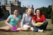 Летние каникулы в Великобритании с изучением английского языка в школе Alexanders College (Bawdsey Manor), Суффолк для детей 11-17 лет фото